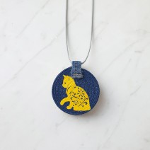 Denim pendant cat