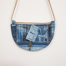 Magic book Denim necklace 