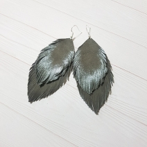 Double gray feathers earrings